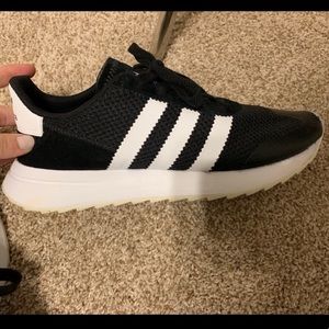 Women’s Adidas originals Flashback sneaker size 7